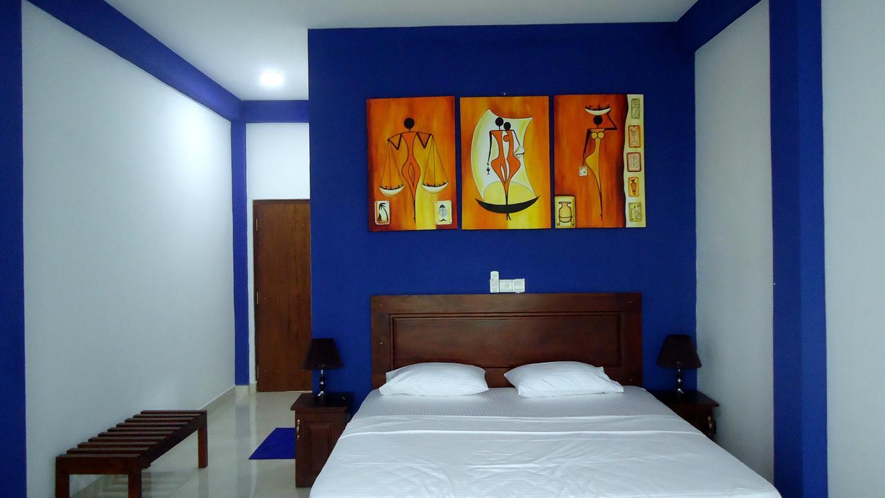 Bridge Hotel Negombo Kimbulapitiya Buitenkant foto