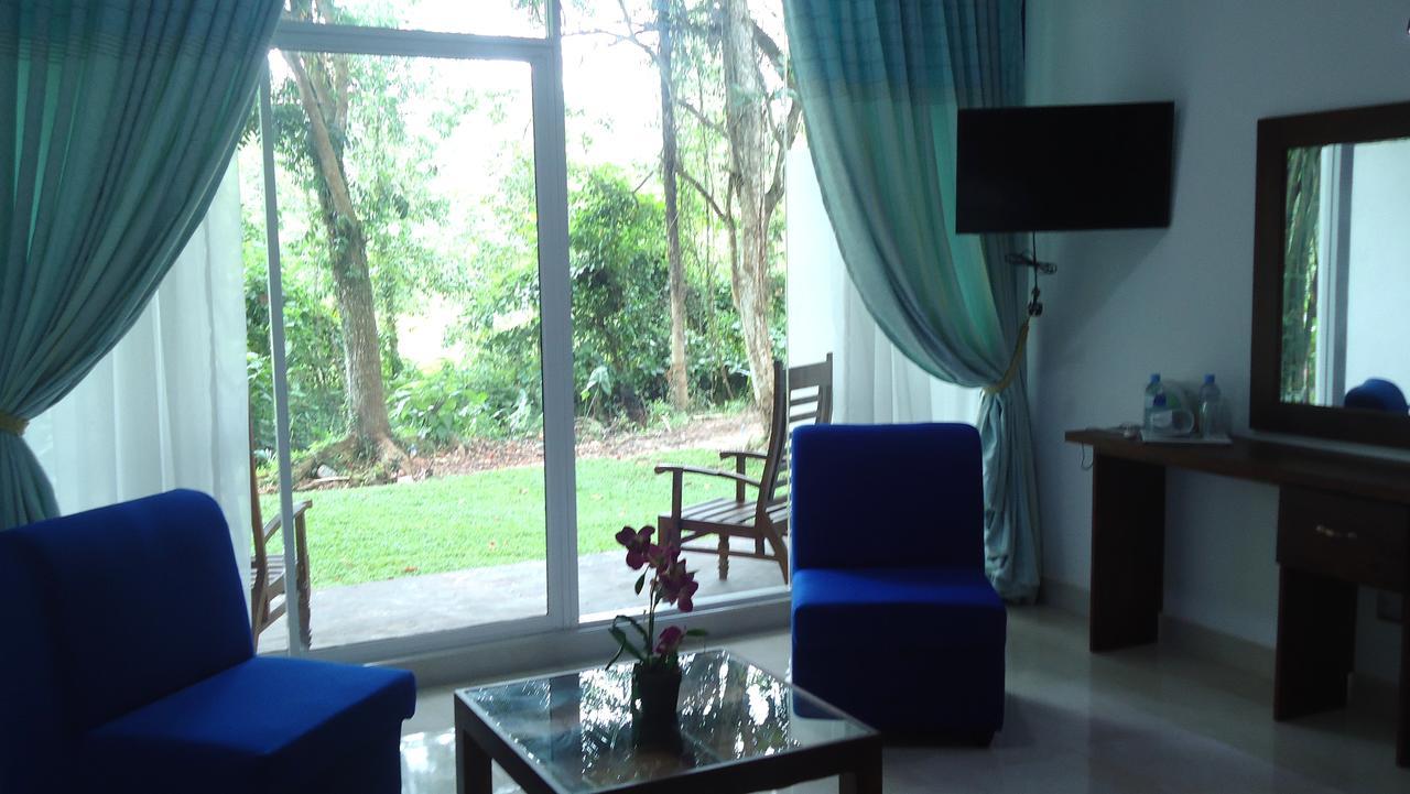 Bridge Hotel Negombo Kimbulapitiya Buitenkant foto