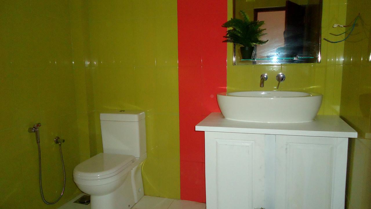 Bridge Hotel Negombo Kimbulapitiya Buitenkant foto