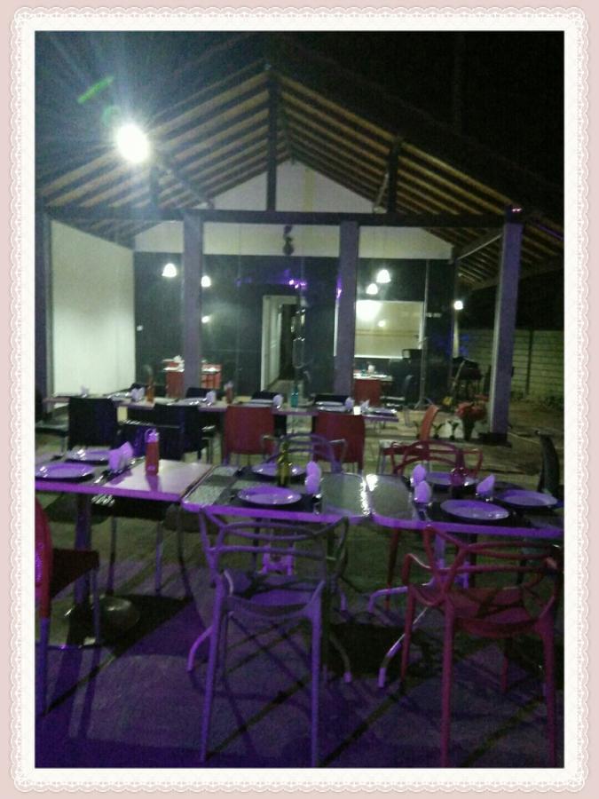 Bridge Hotel Negombo Kimbulapitiya Buitenkant foto